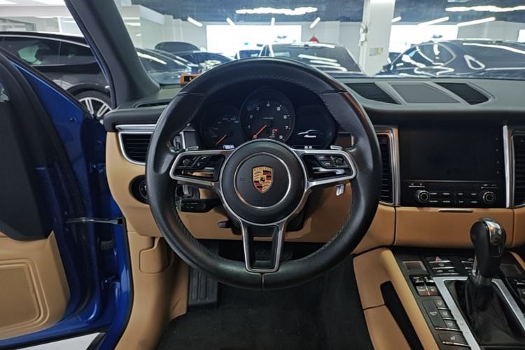 Used Porsche Macan 2017 Macan 2.0T Steering Wheel