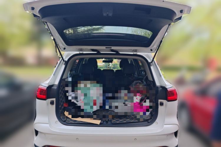 Used Roewe RX5 MAX 2019 300TGI Automatic 4G Connect Luxury Edition Trunk