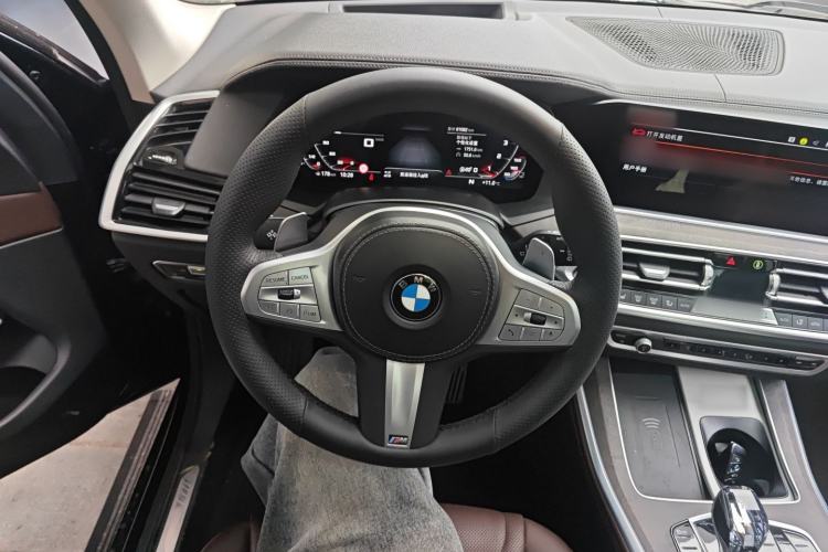 Used BMW X5 2022 Restyled xDrive 30Li Luxury Version M Sport Package
