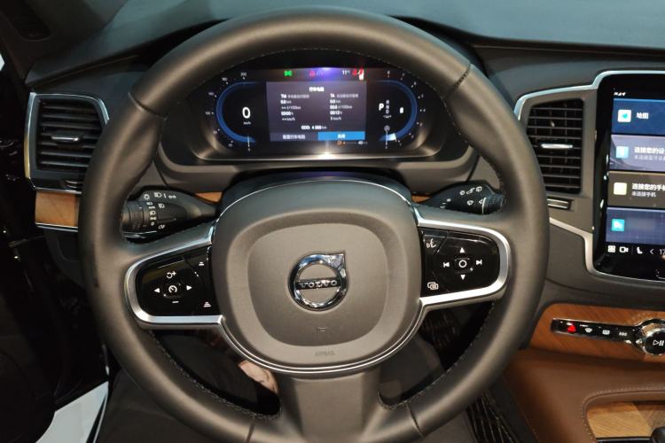 Used Volvo XC90 2024 B5 SmartDrive Luxury Edition 7-Seater
