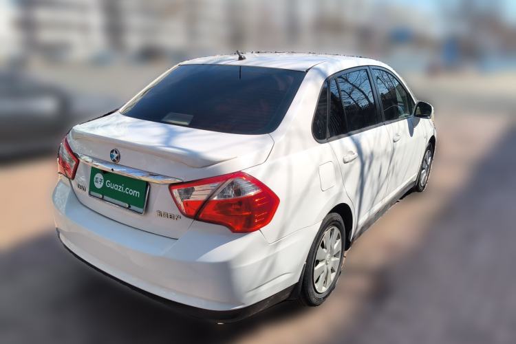 Used Venucia D50 2013 1.6L Manual Fashion Edition
