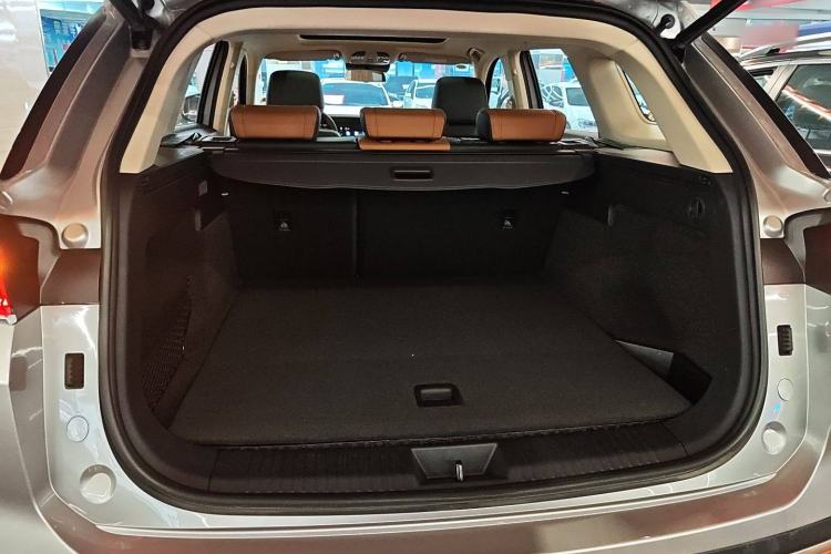 Used Bestune T99 2023 2.0T Automatic Prestige Edition (8AT)