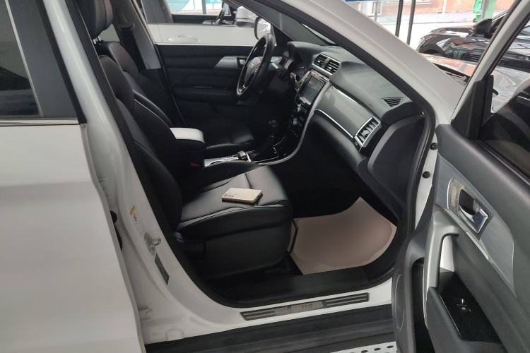 Used Haval H2 2017 Red-Label 1.5T Automatic Two-Wheel Drive Luxury Model