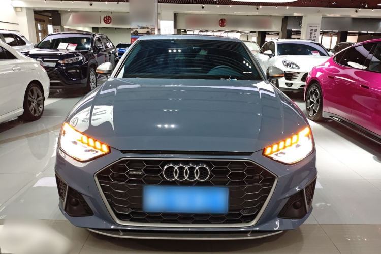 Used Audi A4L 2022 40 TFSI quattro RS Performance Package
