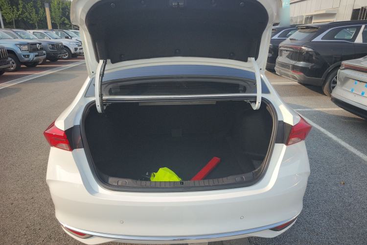 Used Buick Verano 2023 Pro Le Yi Edition Trunk