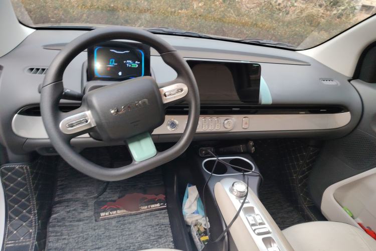 Used CHANGAN NEVO Lumin 2025 205 km Xiangqin Version Center Console