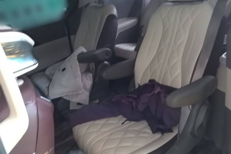 Used Kia Carnival 2021 2.0T Luxury Tech Edition
