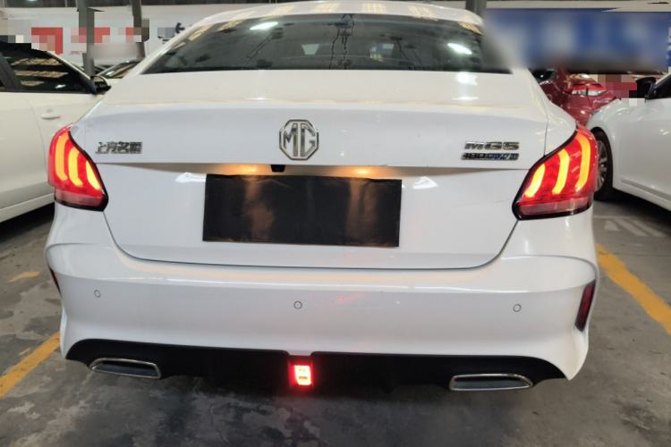 Used MG 5 2021 180 DVVT CVT Youth Luxury Edition
