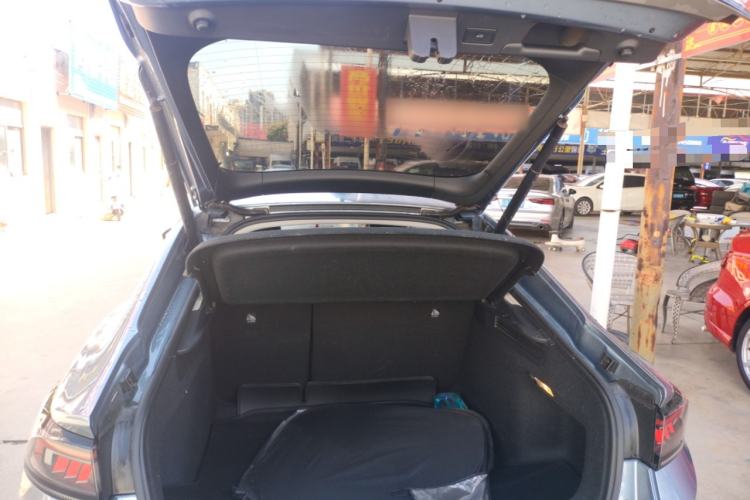 Used Volkswagen Lamando 2022 Lavida L 280TSI DSG Cool & Spicy Edition Trunk