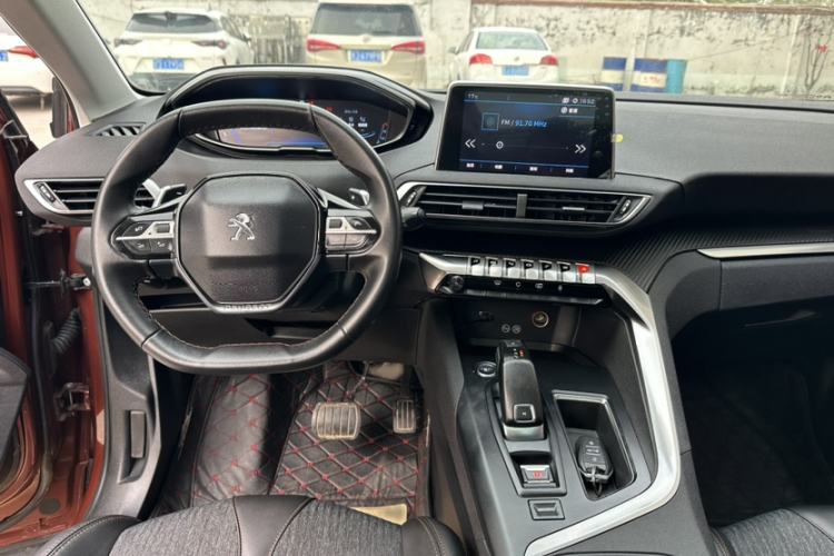 Used Peugeot 4008 2017 350THP Elite Edition Interior 7