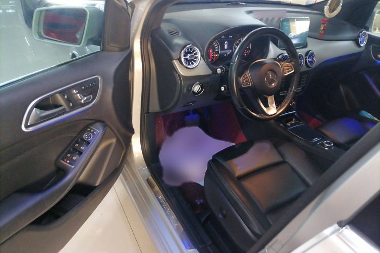 Used Mercedes-Benz B-Class 2018 B 200 Fashion Model