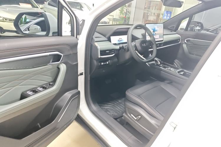 Used Geely Auto Haoyue L 2024 2.0T DCT Prestige Version