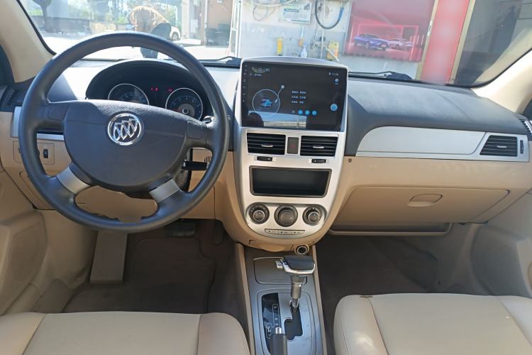 Used Buick Excelle 2013 1.5L Automatic Classic Model
