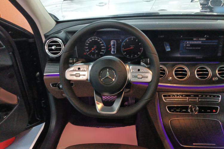 Used Mercedes-Benz E-Class 2020 E 300 L Sporty and Stylish Model Steering Wheel