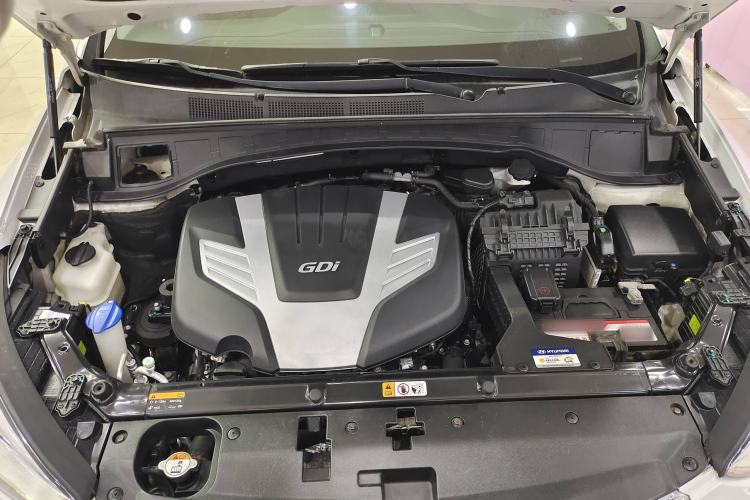 Used Hyundai Grand SantaFe 2013 3.0L 7-seat Four-Wheel-Drive Luxury Edition
