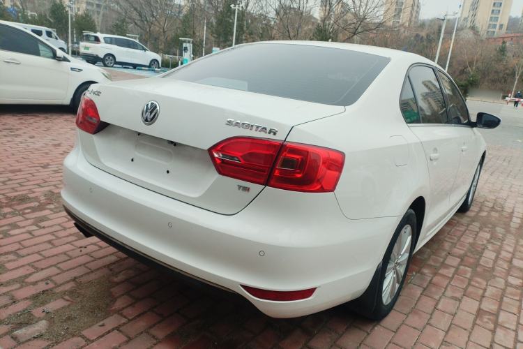 Used Volkswagen Sagitar 2014 1.4TSI Automatic Luxury Model