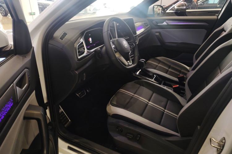 Used Volkswagen T-ROC 2024 300TSI DSG Two-Wheel-Drive Chen Guang Edition Left Front Seat