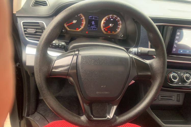 Used FORTHING Lingzhi 2023 M5L 1.6L Comfort 9-Seater Steering Wheel