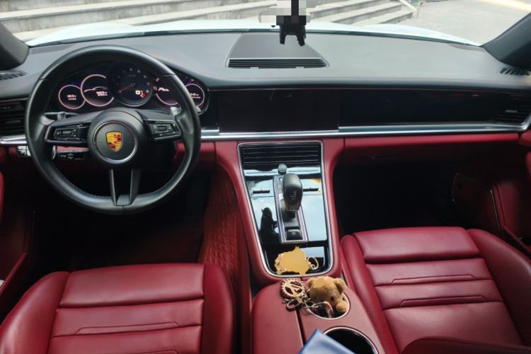 Used Porsche Panamera 2021 Panamera 2.9T Center Console