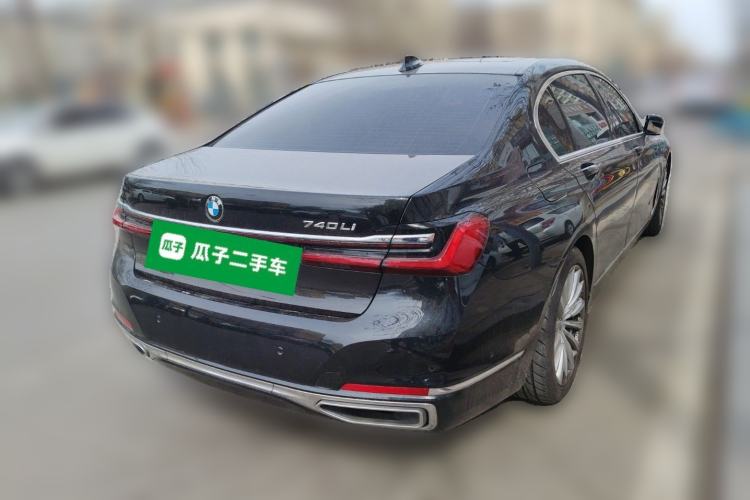 Used BMW 7 Series 2019 730Li Luxury Package Rear Right 45 Deg