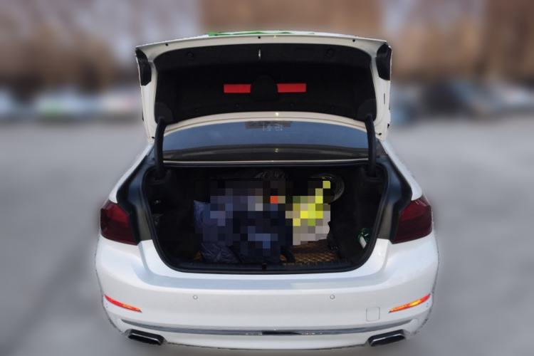 Used BMW 5 Series 2018 Facelifted 530Li xDrive Luxury Package
