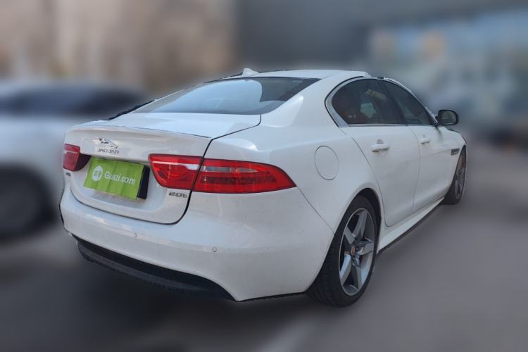 Used Jaguar XE 2015 2.0T 200 PS R-Sport Rear Right 45 Deg