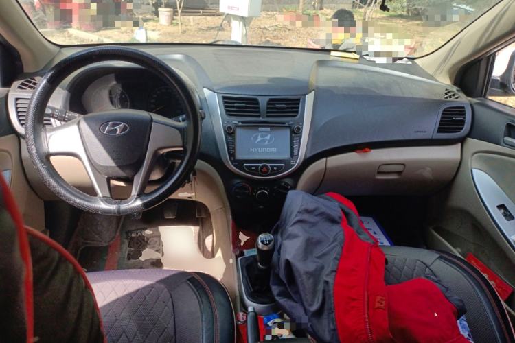 Used Hyundai Verna (older generation) 2014 1.4L Manual Smart GLS Trim
