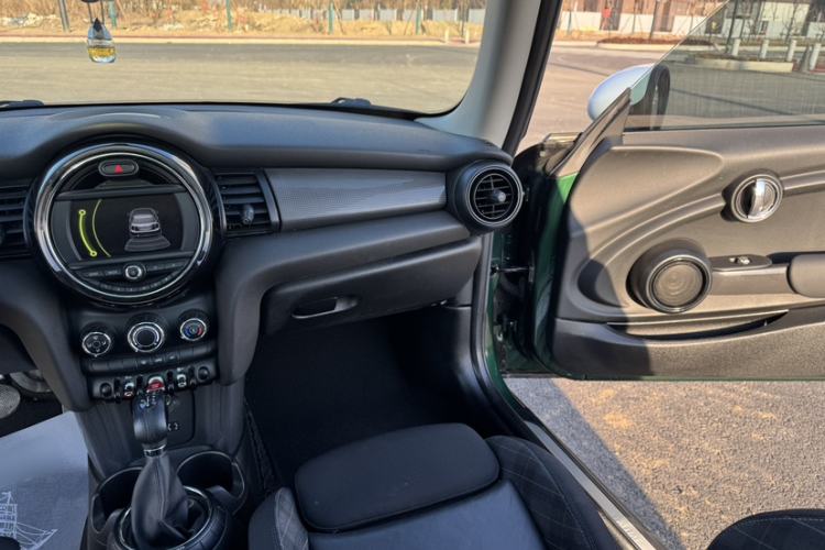 Used MINI MINI 2016 1.5T COOPER