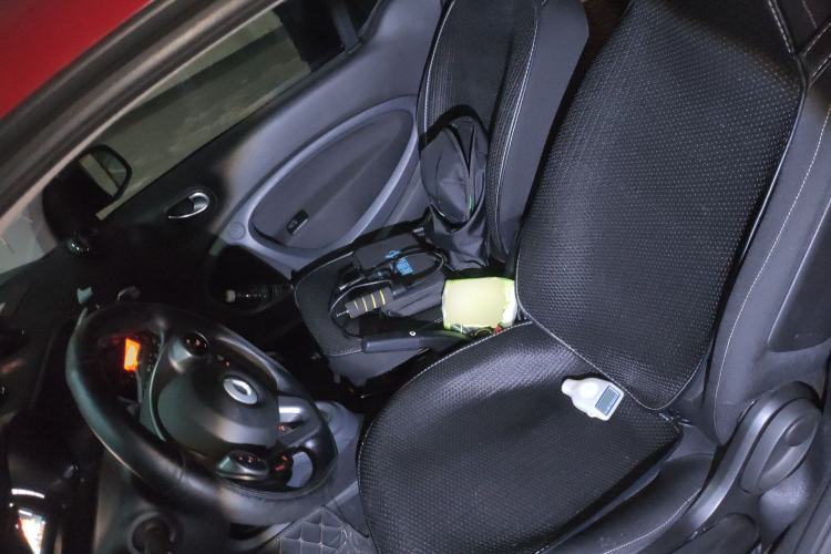 Used smart fortwo 2018 1.0L 52kW Hardtop Passion Edition China V Standard Left Front Seat