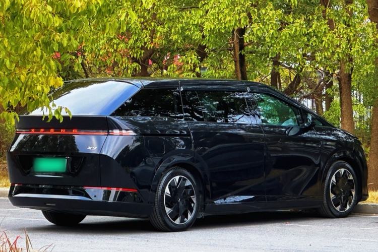 Used XPeng X9 2024 702 Ultra-Long Range Max