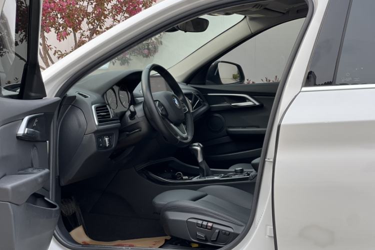 Used BMW 1 Series 2018 Facelifted 118i Sport Edition
