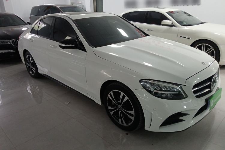 Used Mercedes-Benz C-Class 2019 C 260 Sport Edition Front Right 45 Deg