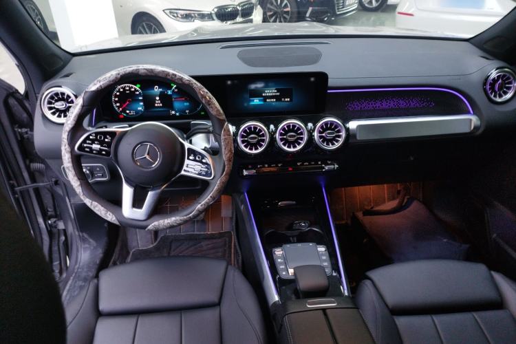 Used Mercedes-Benz EQB 2023 Facelift EQB 260 Center Console