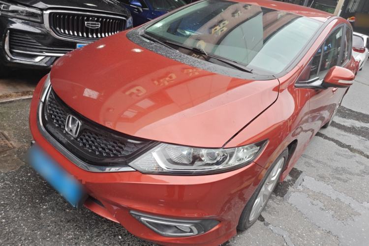 Used Honda Jade 2013 1.8L automatic Comfort version 5 seats
