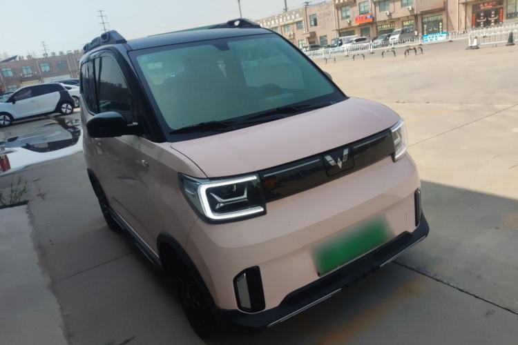 Used Wuling Hongguang MINIEV 2022 GAMEBOY 200km Gaming Edition with Lithium Iron Phosphate Front Right 45 Deg