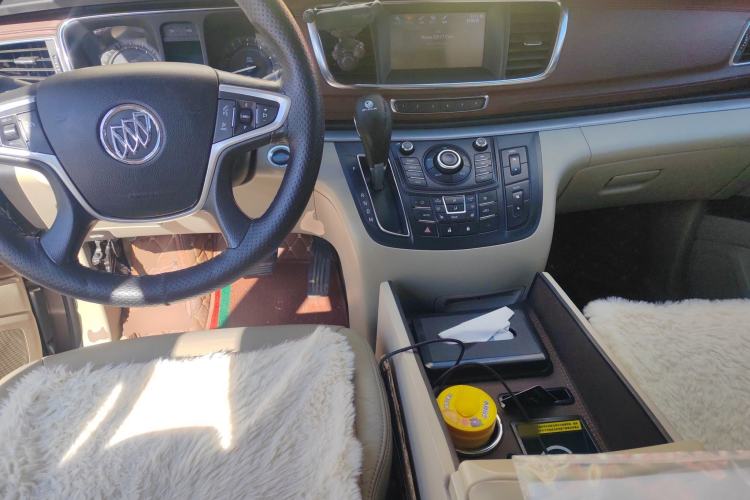 Used Buick GL8 2014 3.0L GT Luxury Business Haoya Edition