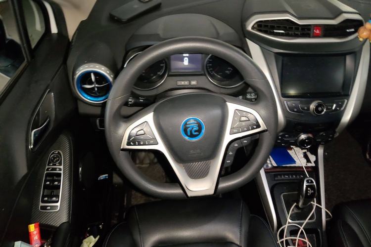 Used BYD Yuan New Energy 2018 EV360 Smart Connected Cool Model Steering Wheel