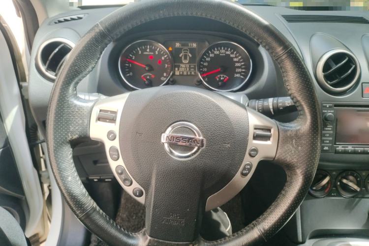 Used Nissan Qashqai 2015 2.0 XL Coolfire CVT 2WD
