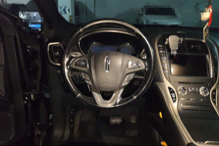 Used Lincoln MKX 2017 2.0T Four-Wheel Drive Zunya Edition
