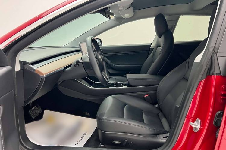 Used Tesla Model 3 2019 Long-Range Rear-Wheel-Drive Version
