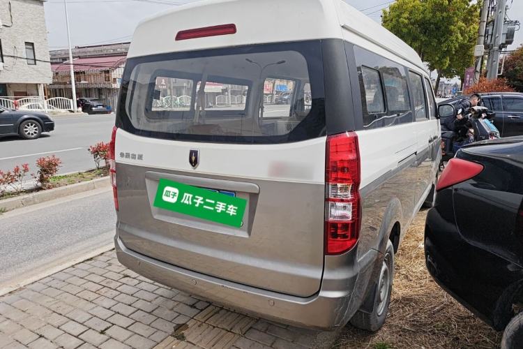 Used Jinbei Hiace X30 2023 1.5L Wealthy-Style Passenger Van 5/6/7-Seater Non-Air-Conditioned Version SWC15M Rear Right 45 Deg