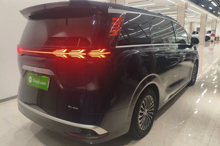 Used Denza D9 2024 EV 600 Four-Wheel-Drive Flagship Model Rear Right 45 Deg