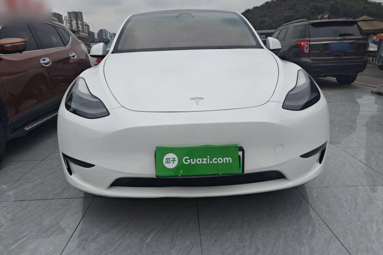 Used Tesla Model Y 2023 Long-Range All-Wheel-Drive Version
