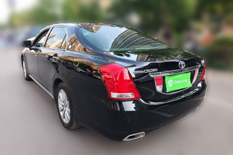 Used Toyota Crown 2010 2.5L Royal Leather Sunroof Edition
