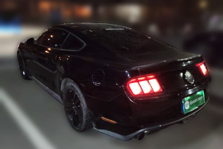 Used Ford Mustang  Rear Left 45 Deg