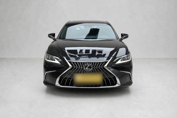 Used Lexus ES 2021 200 Excellence Edition
