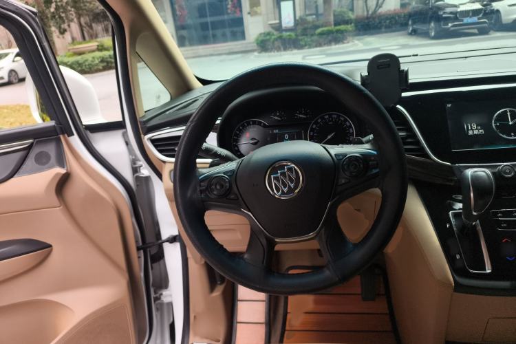 Used Buick GL8 2018 ES 28T Luxury Model China VI Standard
