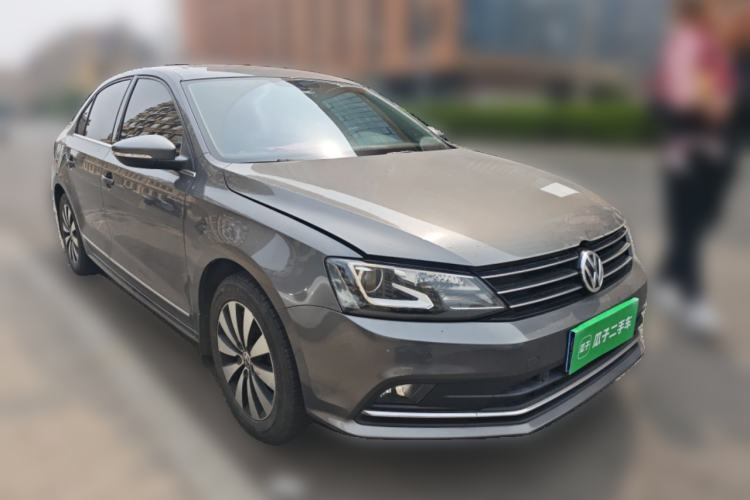 Used Volkswagen Sagitar 2015 230TSI Manual Luxury Edition