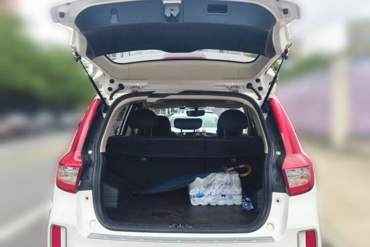 Used Geely Auto Vision X6 2016 1.3T CVT Flagship Model Trunk