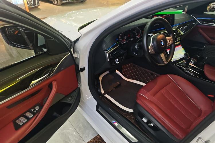 Used BMW 5 Series 2022 Second Facelift 525Li M Sport Package
